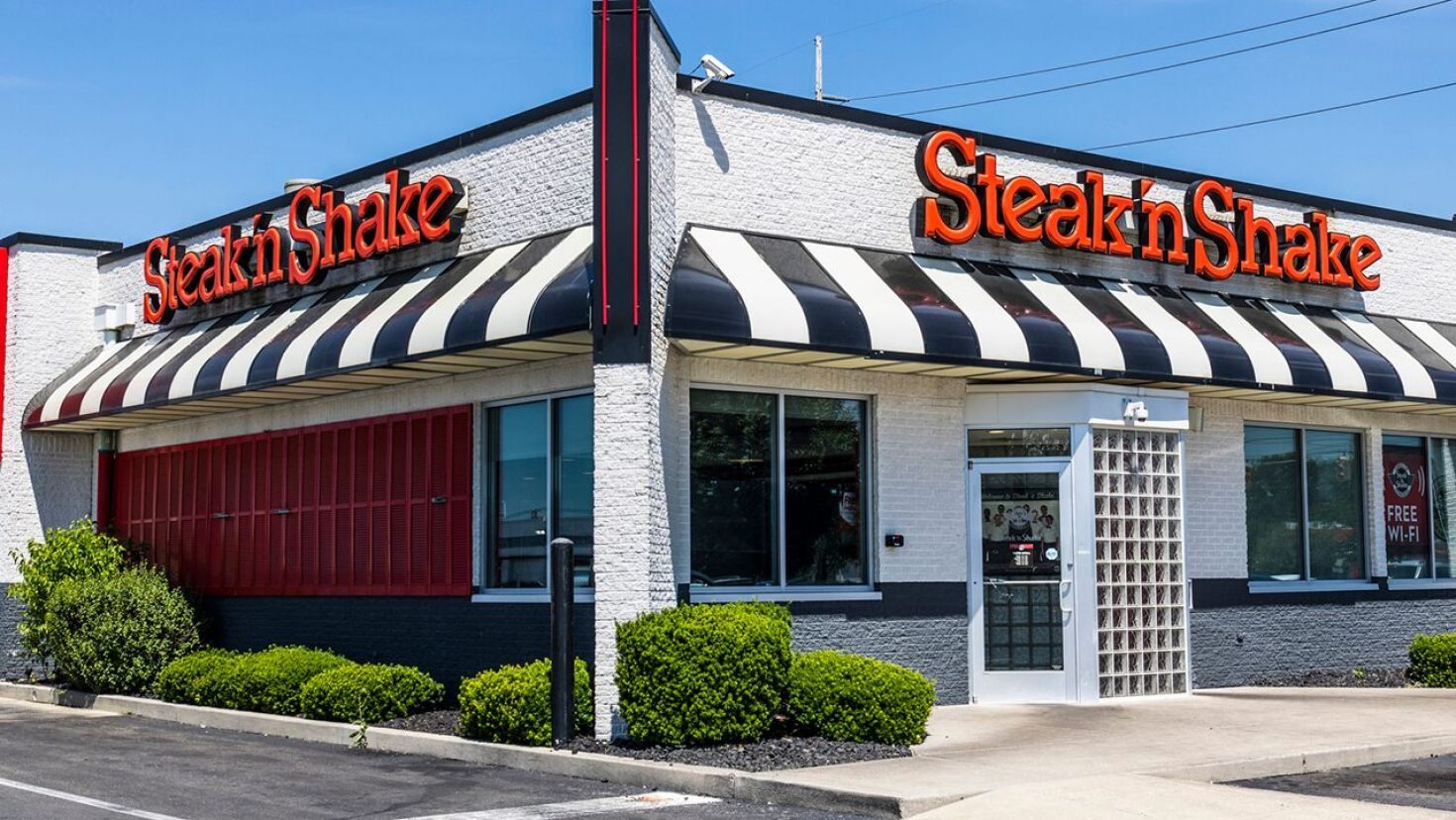 Steak and Shake in a Fast Food Battle Avoids Bankruptcy, But Fries Fortress