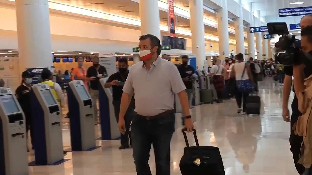 Ted Cruz: Texas in snowy chaos and the Senator on vacation - another Republican flees in a private jet