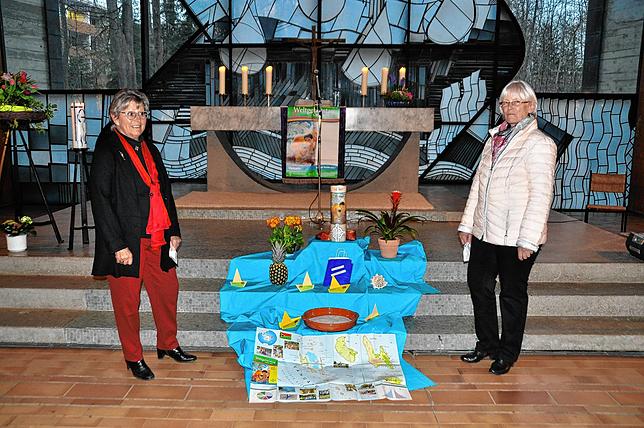 Ingrid Ost (left) and Brigitte Janz organized an Ecumenical World Day of Prayer at the Protestant Church in Bad Durheim