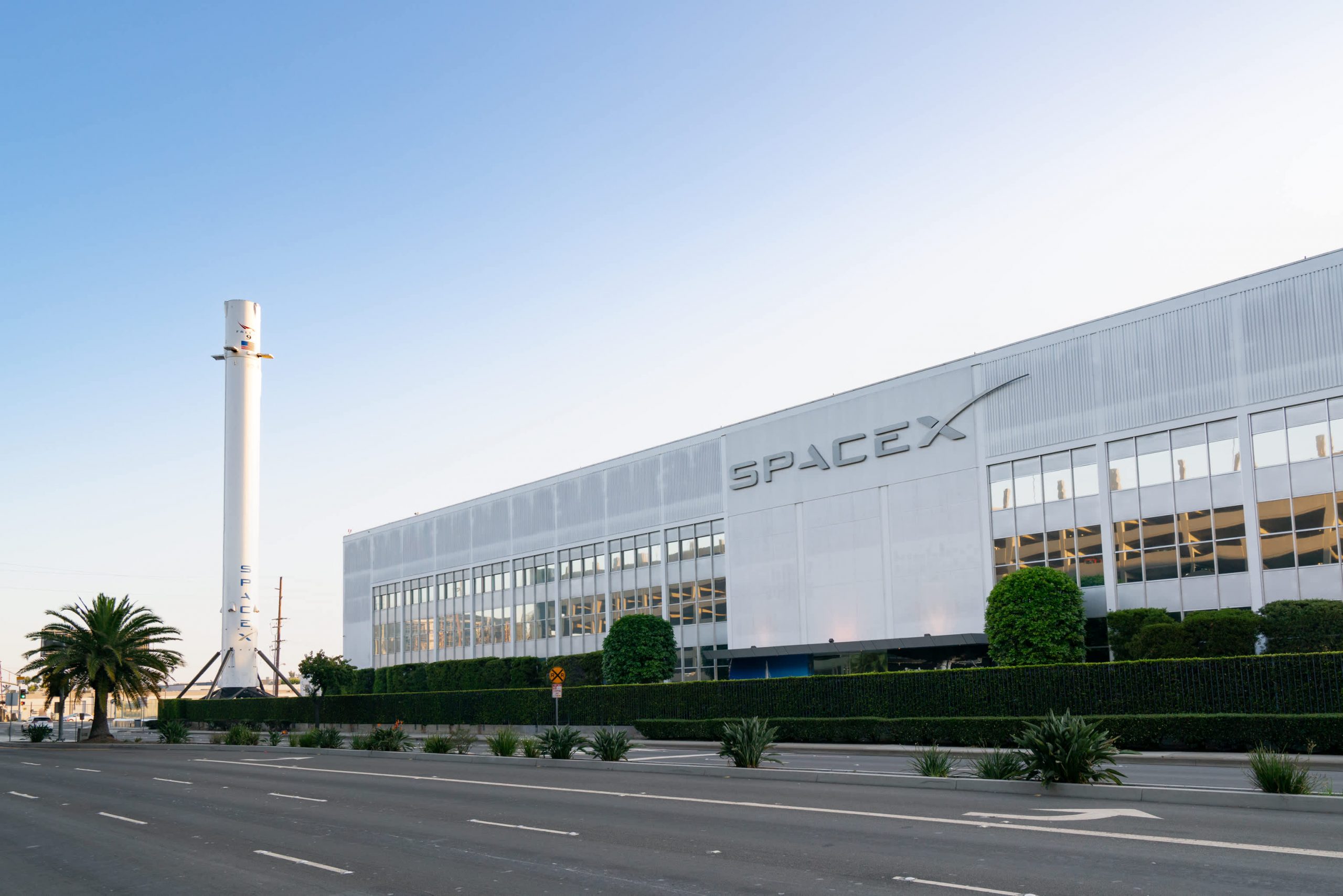 A SpaceX engineer pleads guilty to the Ministry of Justice's internal trade fees