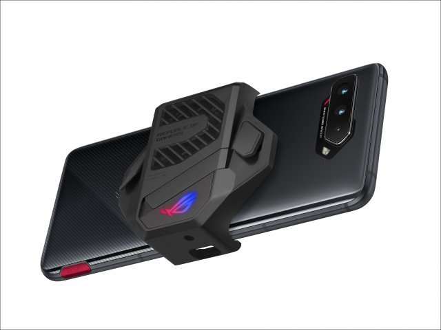 Three smartphones for gaming are offered with cooling and headphones