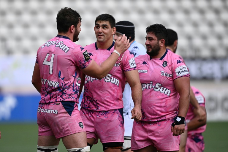Stade Français players delight after their 32-10 win over Montpellier, during their first 14 game at home, on May 15, 2021 at the Jean Bouin stadium.