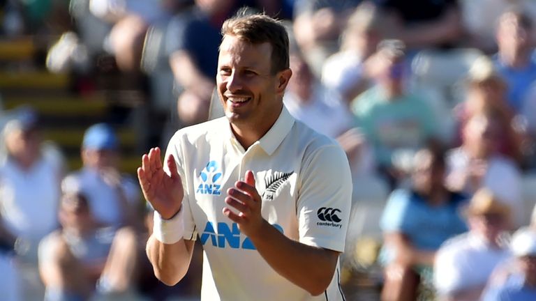Neil Wagner was one of the New Zealand bowlers to finish the day with three wickets as England faltered to 122-9