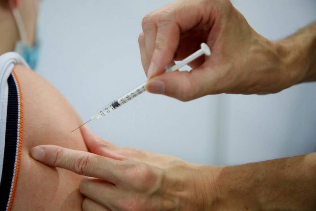Coronavirus: EU warning on campaigns to boost vaccines