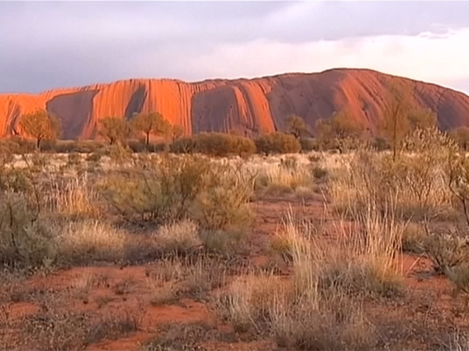Kein Klettern auf dem Uluru