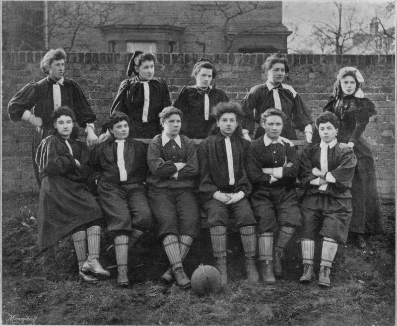 Football Pioneers - British Women's Football Club: The Origins of Women's Football in Great Britain