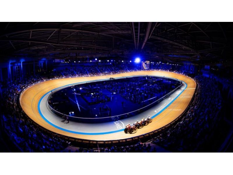 UCI TRACK CHAMPIONS LEAGUE, HUGE CREDIT IN Mallorca.  Video