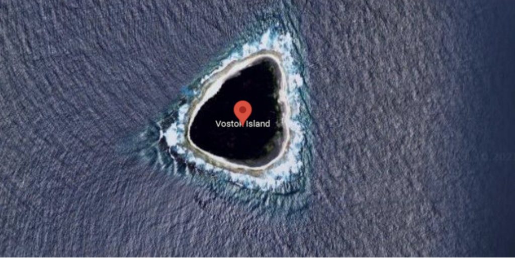 A scary "black hole" in the middle of the ocean has been discovered on Google Maps