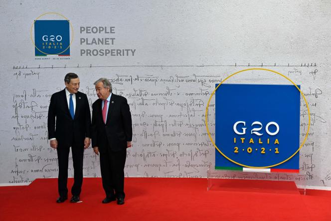 Italian Prime Minister Mario Draghi (left) and United Nations Secretary-General Antonio Guterres at the opening of the G20 Summit in Rome on October 30, 2021.
