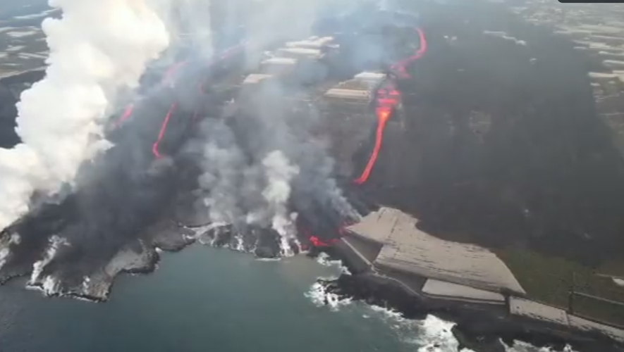 Volcanic eruption in La Palma: 1000 hectares destroyed by lava, incredible photos filmed by a drone
