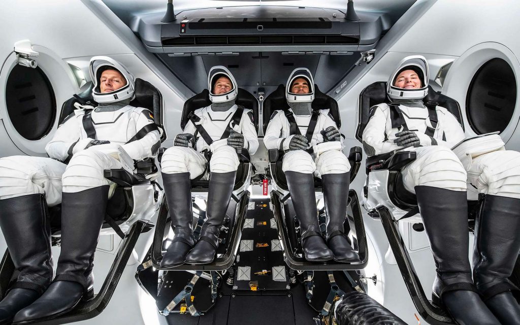 L'équipage Crew-2 à l'entraînement. L'astronaute de l'ESA, Matthias Maurer se situe à gauche. © SpaceX