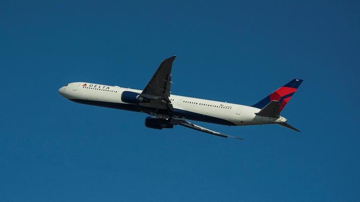 Les nouvelles restrictions sanitaires requises à l'aéroport en Chine ont contraint Delta Airlines à faire revenir l'un de ses vols à Seattle.