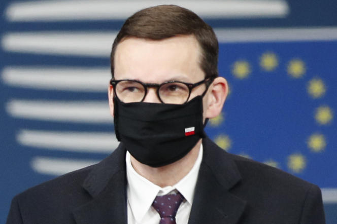 The first Polish minister, Mateusz Morawiecki, arrives at the EU summit in Brussels on December 16, 2021.