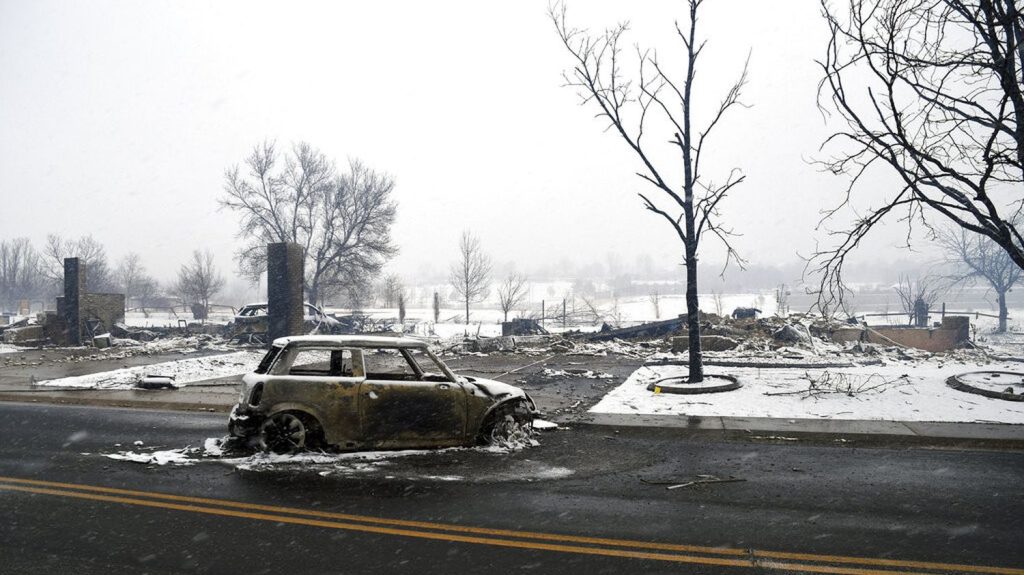 Fires that destroyed at least 500 homes in Colorado were ravaged by snow