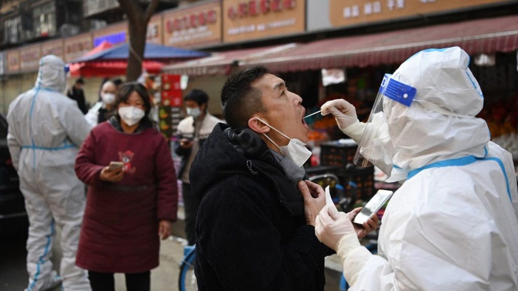 Two senior officials in Xi'an were sacked after the outbreak of the Covid-19 outbreak
