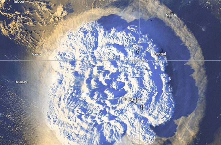 Volcanic eruption on the island of Tonga the smallest