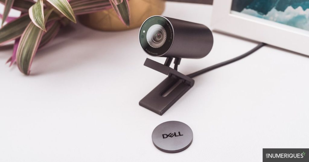 Dell UltraSharp WB7022 Review: Premium 4K Video Conferencing Webcam