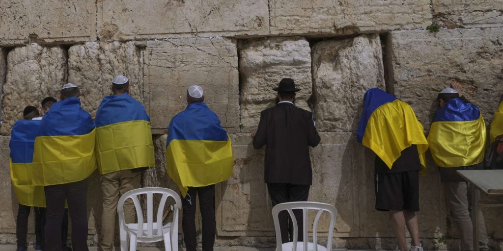 Israelis and Palestinians in the mirror of Ukraine