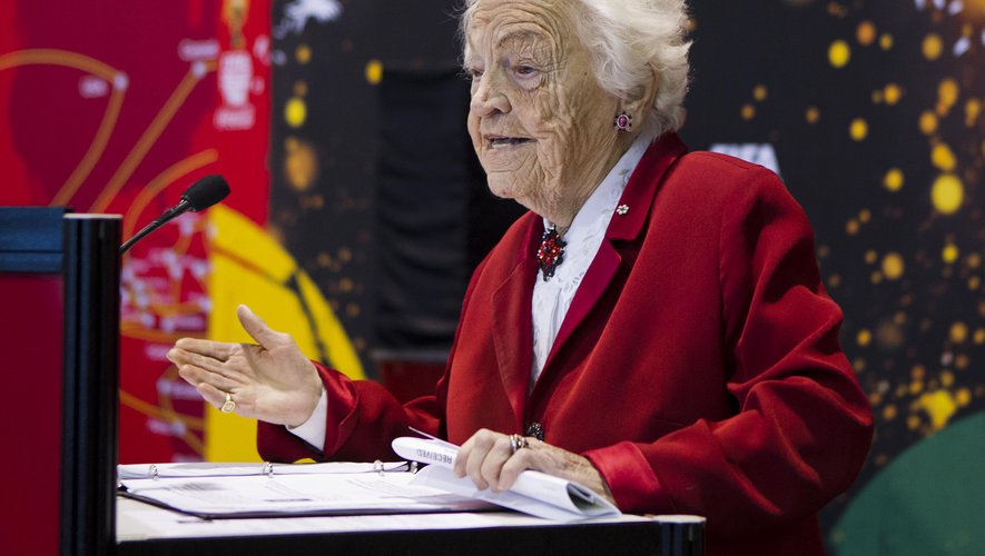 Who is "Hurricane" Hazel, this centenarian who has been at the helm of Canada's largest airport for 3 years?