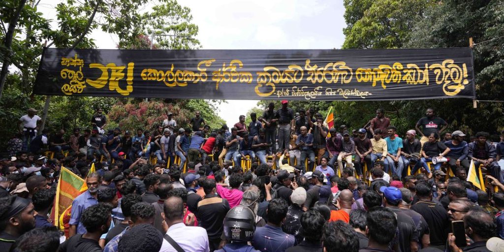 Sri Lanka put back into a state of emergency