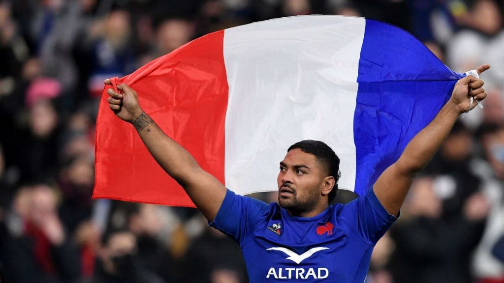 After its victory over New Zealand, France rose fifteenth to fifth in the world