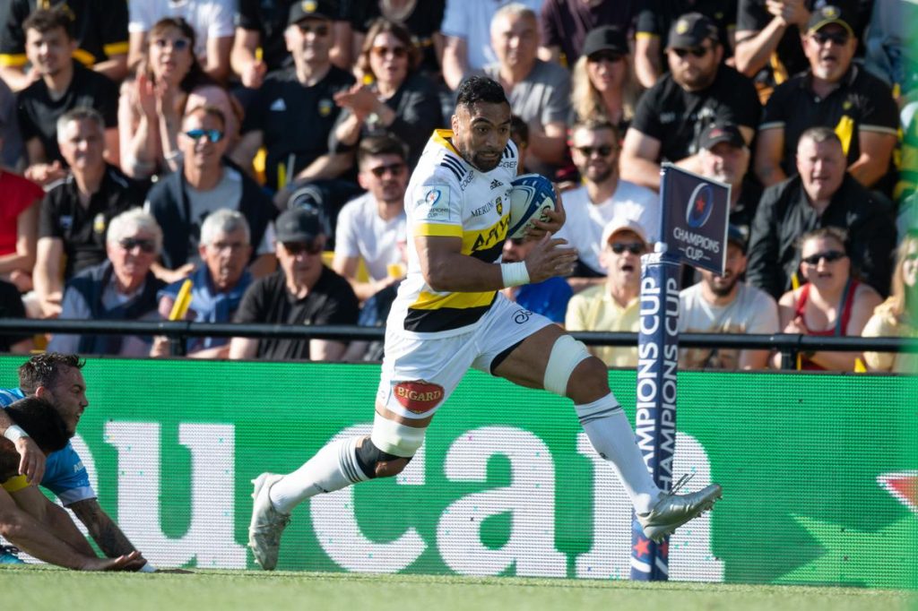 “I am like a bird waiting on the wing,” jokes the future pensioner of La Rochelle Victor Vito