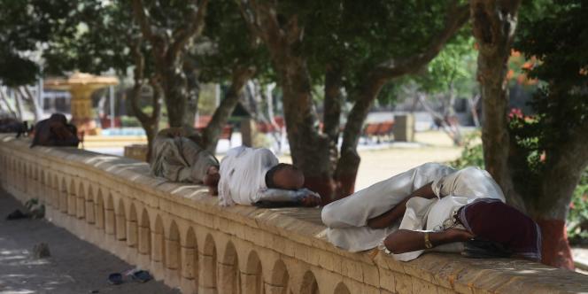 In Pakistan, the thermometer showed, on Friday, May 13, 40 degrees Celsius in the capital Islamabad and major cities in Karachi (south), Lahore (east) and Peshawar (northwest). 