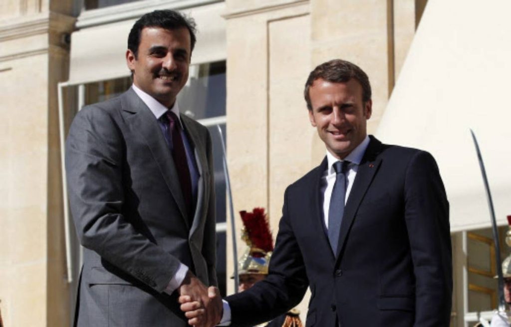 Sunday business dinner between Emmanuel Macron and the Emir of Qatar