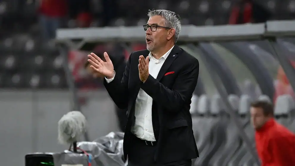 Al-Ittihad coach Urs Fischer (file photo)