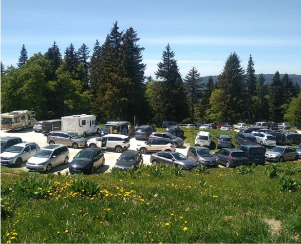 The car park at La Molière can be taken over by a large number of cars.  This is the reason for the operation "A breath of fresh air for Molière" It was launched for the second year in a row in July and August 2022. D