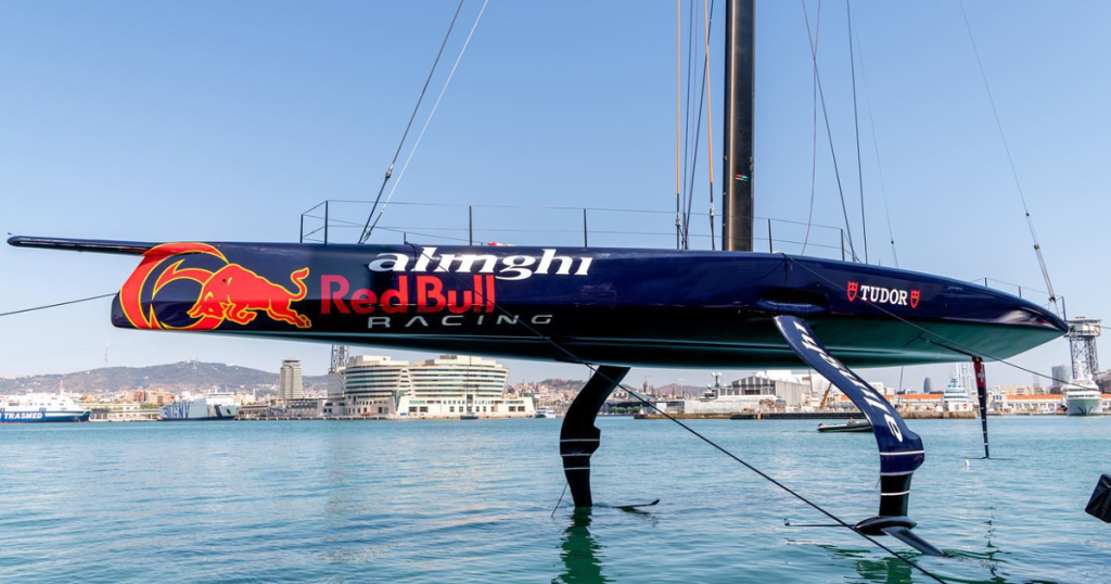 Alinghi Red Bull launched its production single-chassis