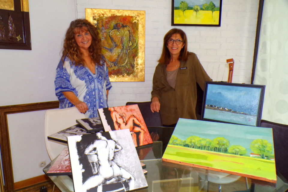 Catherine Greensner (left) and Helen Ben Hayon will exhibit around forty works at Espace Victor Hugo from August 1 to 13.