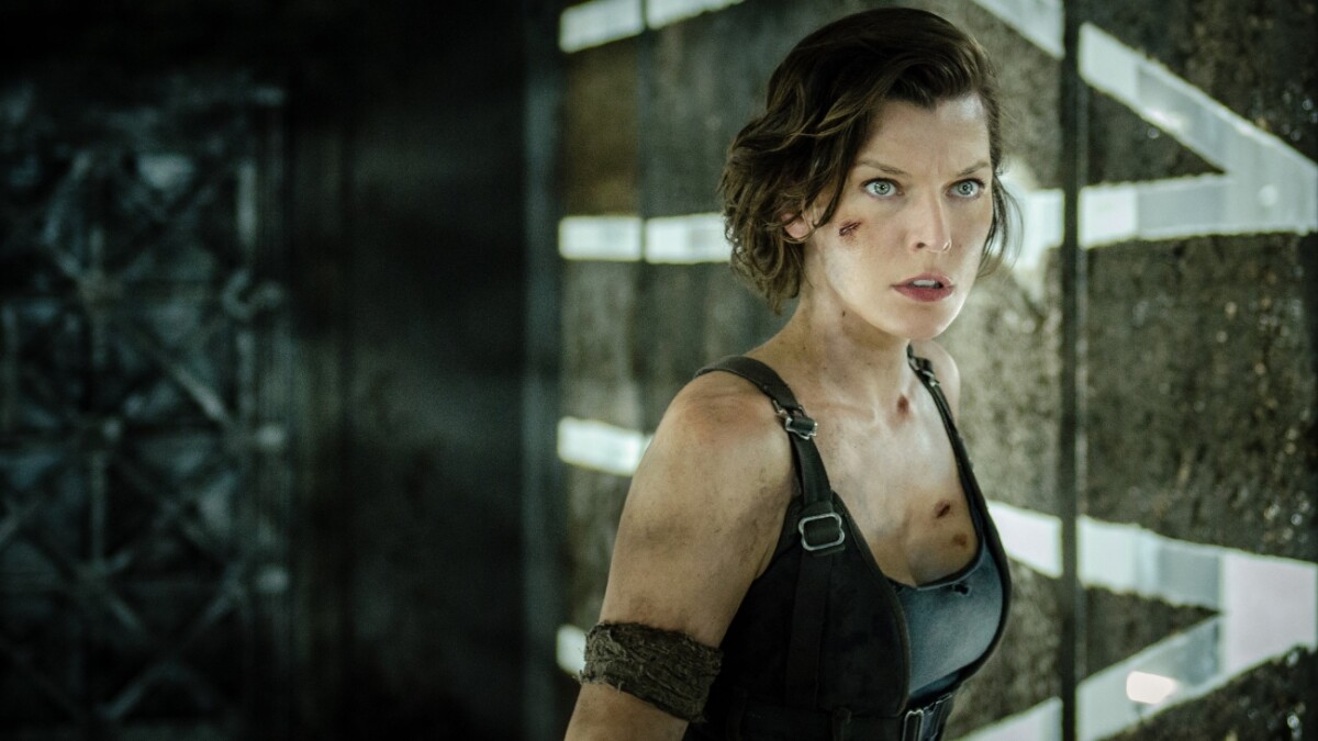 Milla Jovovich in Resident Evil: The Final Chapter 