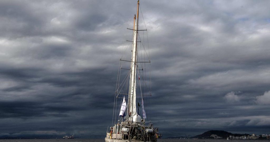 Sailboat Tara is on its way back after two years of microorganism harvesting