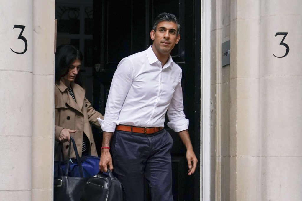 Rishi Sunak at the gates of Downing Street after the resignation of Boris Johnson