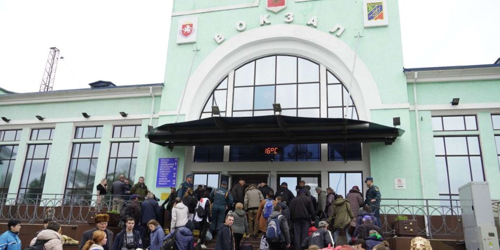 Pro-Russian authorities claim to have ended the evacuation of civilians from Kherson region