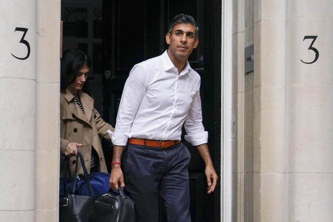 Conservative Party presidential candidate Rishi Sunak leaves his electoral seat in London on October 23, 2022.