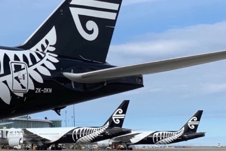 AirTags and Tile cannot fly on Air New Zealand