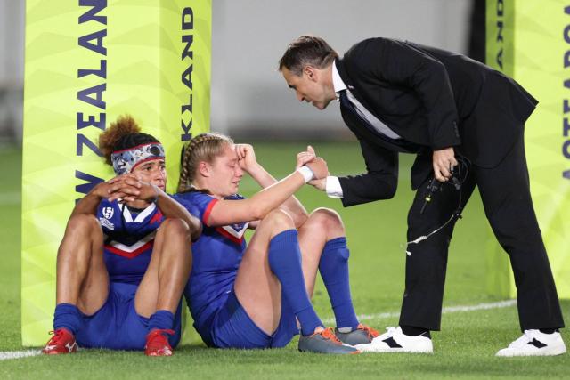 France misses New Zealand by one point in the World Cup semi-finals