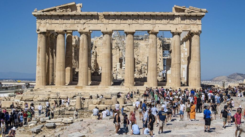 Athens and London secretly discuss the return of the Parthenon friezes