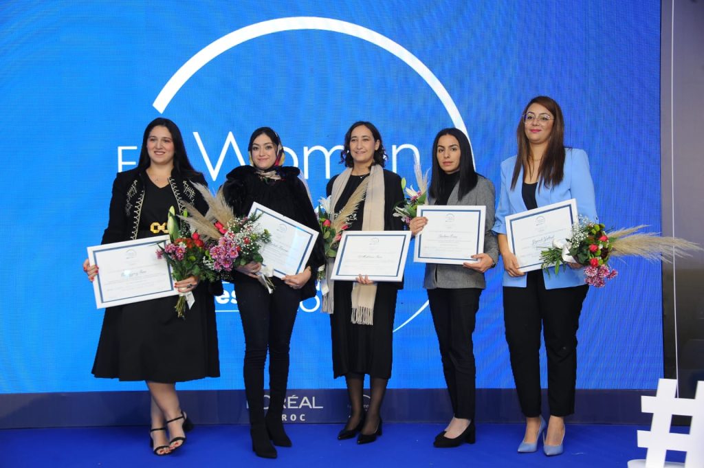 The L'Oréal UNESCO Prize for Women in Science rewards 5 female researchers