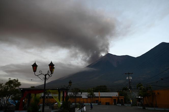 The volcano seen from the city of Alotenango, December 11, 2022.