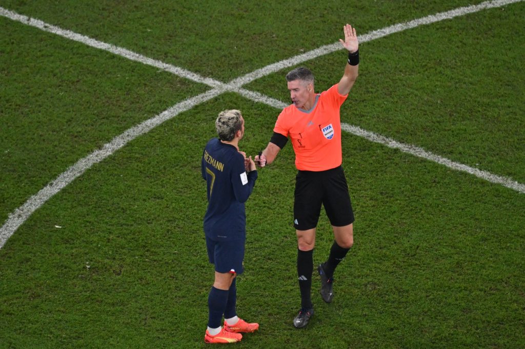 The referee could not disallow the tricolor goal, the French Football Federation lodged an appeal